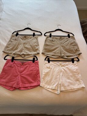 Women’s Banana Republic Cotton Casual Roll-Cuff Short Great Value Bundle (4)!